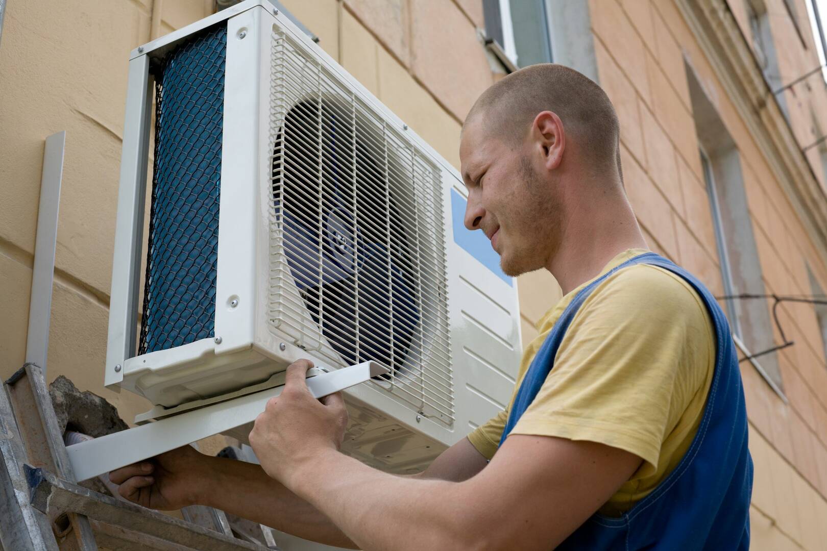 thaheatingandair.com website screenshot