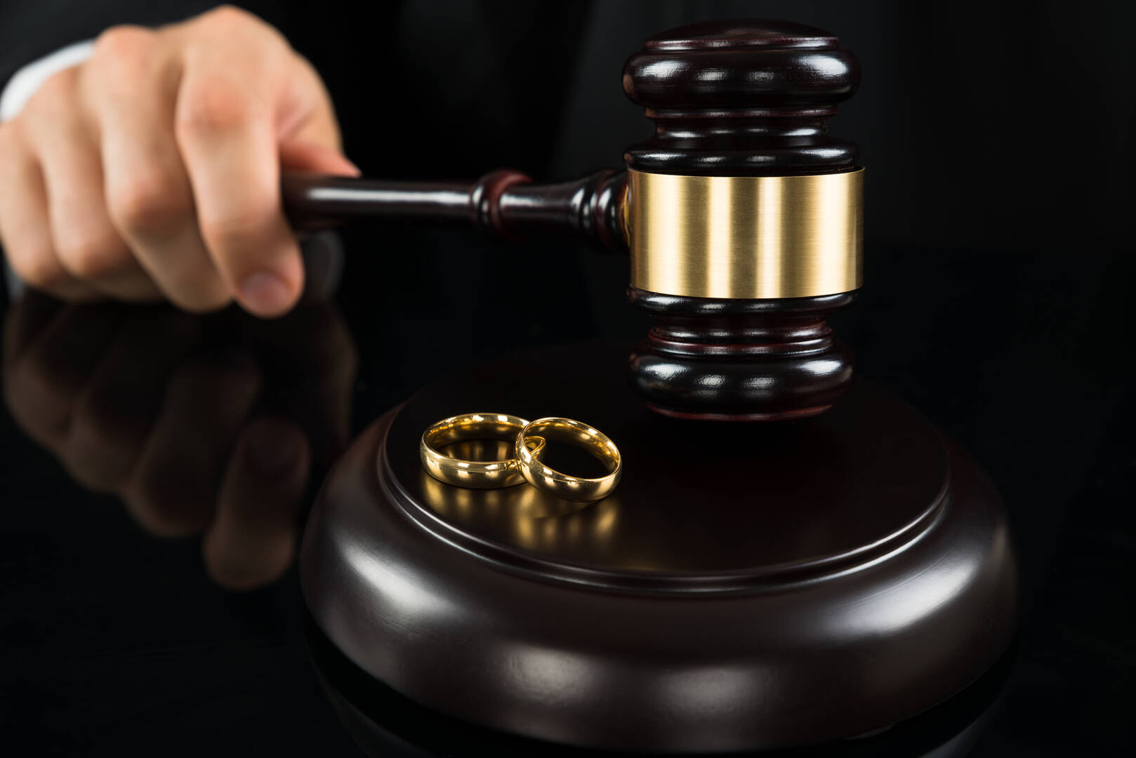 schonberglaw.com website screenshot